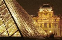 Muse du Louvre & Pyramid